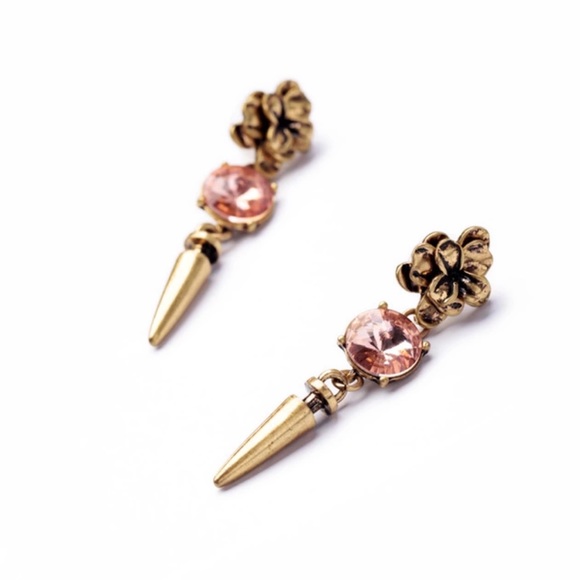 🆕 Gorgeous Pink Crystal Drop Earrings - Picture 2 of 4