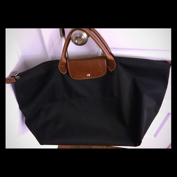 SOLD Longchamp Black Bag Travel Tote VGC Luggage