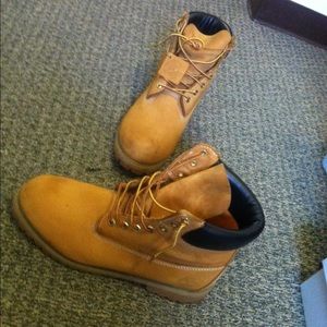 Timberland 6' Wheat Boots