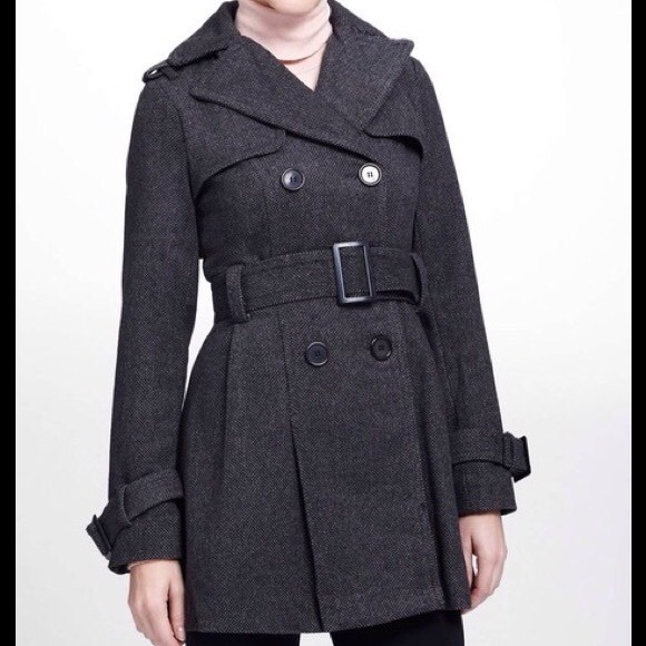 YOKI Fit & Flare Trench Coat w/ Back Detail - Picture 2 of 3