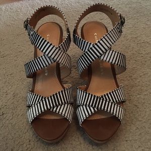 Black and white wedges!