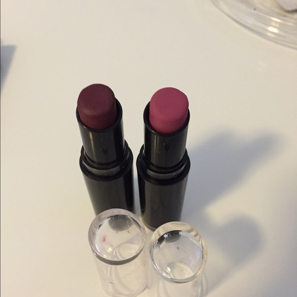 Makeup - Picture 4 of 4