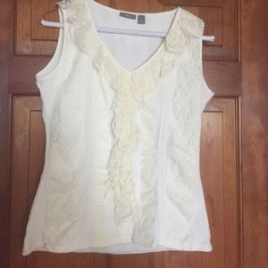 Apt. 9 cream colored tank with lace trim