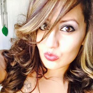 Meet your Posher, Aylanii adriel