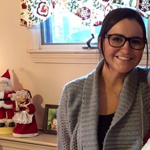 Meet your Posher, Hillary