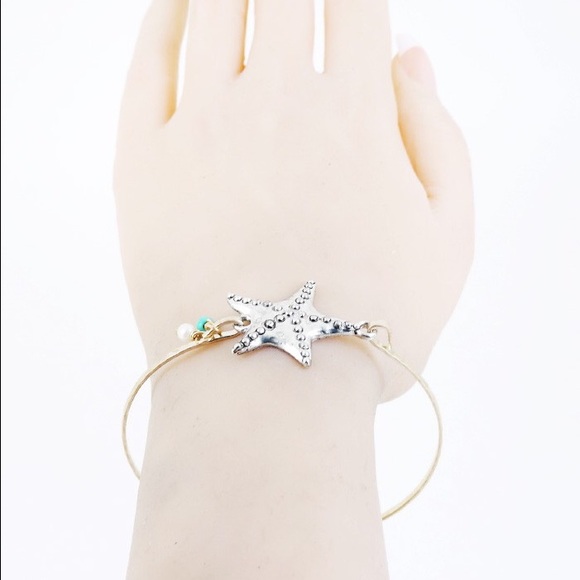 Starfish worn gold bracelet - Picture 3 of 3