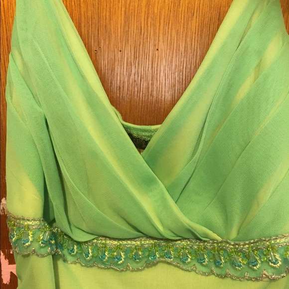 Pretty green dress - Picture 4 of 4