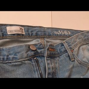 Gap Sexy Boyfriend Capris!