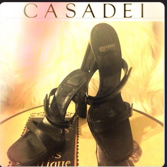 SALE! Please Share One can't get enough on shoes👠 - Picture 4 of 4