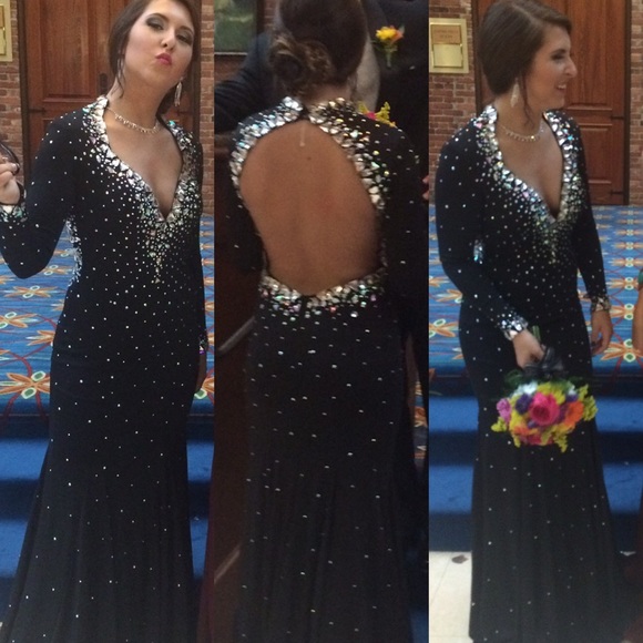 Black prom dress