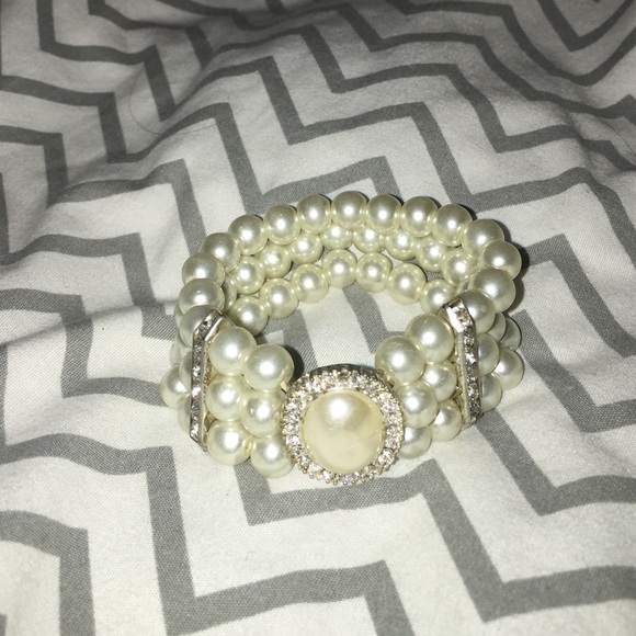 Worn once at prom