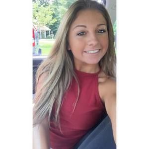 Meet your Posher, Danielle