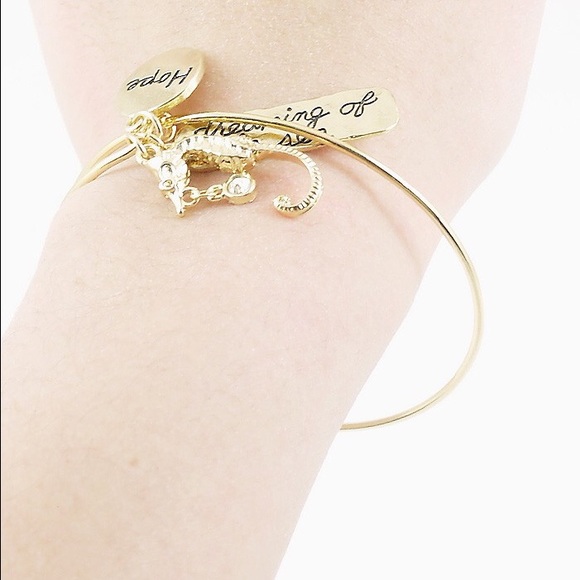 Dreaming of the sea Sand dollar Seahorse bracelet - Picture 2 of 3