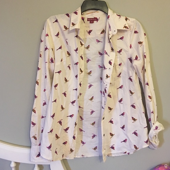 Button up shirt with cute little birdies