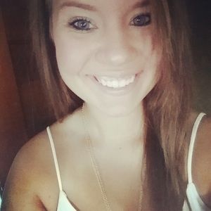 Meet your Posher, Lexi