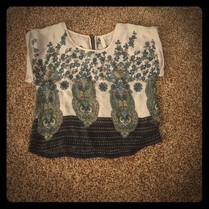 Loose-fitting Chiffon Top