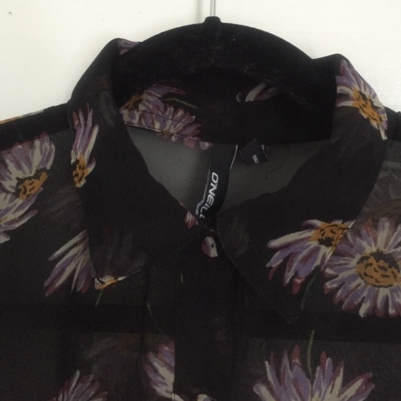 O'neil purple daisy sheer button up blouse - Picture 2 of 4
