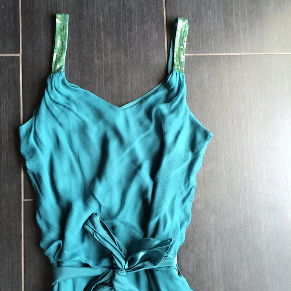 (SOLD) Beautiful ruffled dress!! - Picture 2 of 4