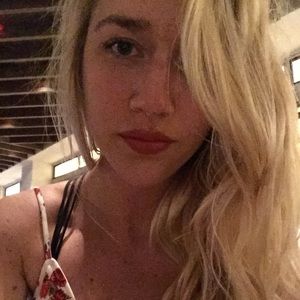 Meet your Posher, Chelsie