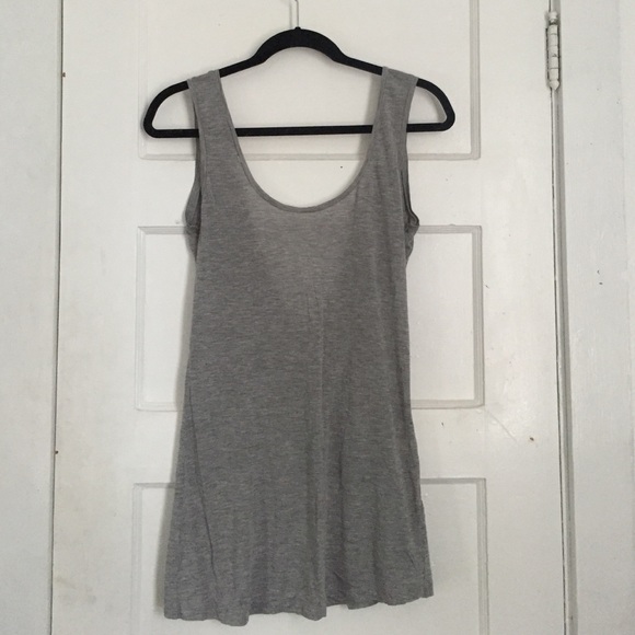 Grey tank top - Picture 1 of 3