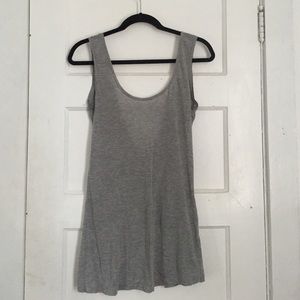 Grey tank top