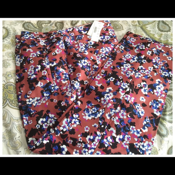 HPNWT, Collection Autumn Floral Pants! - Picture 3 of 4