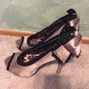 Betsey Johnson heels size 6.5