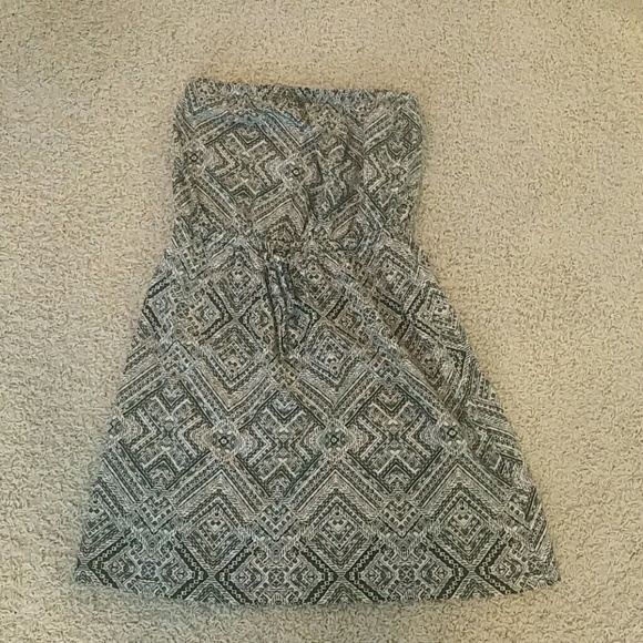 Strapless dress