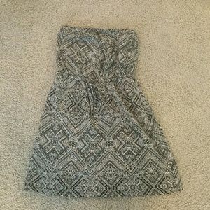 Strapless dress