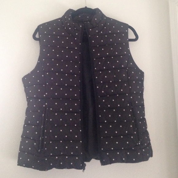 Cute polka dot puffer vest and skirt bundle
