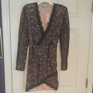 Brand new showpo black lace dress Aus 8 size US 2