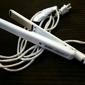 Rusk straightening iron