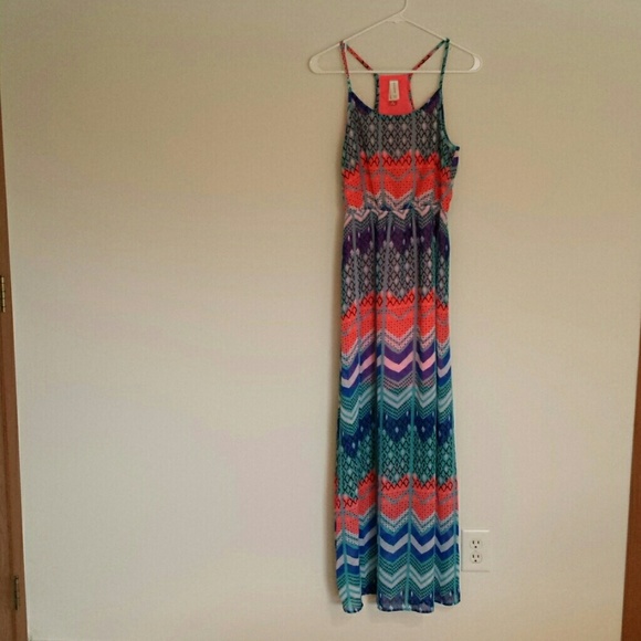 Bright maxi dress - Picture 1 of 2