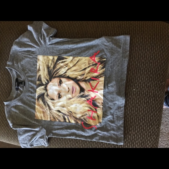 Forever 21 Shakira crop top