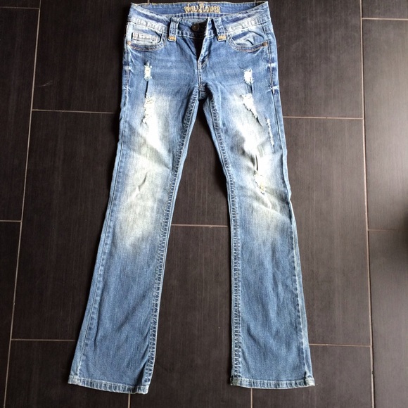Wallflower distressed jeans! - Picture 3 of 4