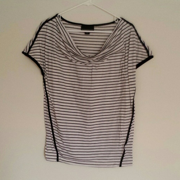 ***sold*** Swoop neck top - Picture 1 of 1