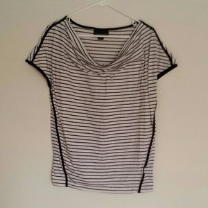 ***sold*** Swoop neck top