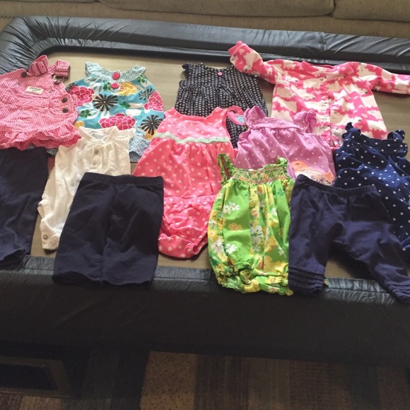 Baby girl bundle size 6 months