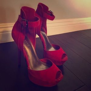 Bakers Hot Red Heels