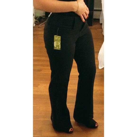 Black Flare Pleated Fitted Dress Pants