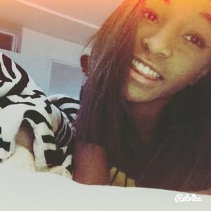 Meet your Posher, Tabitha