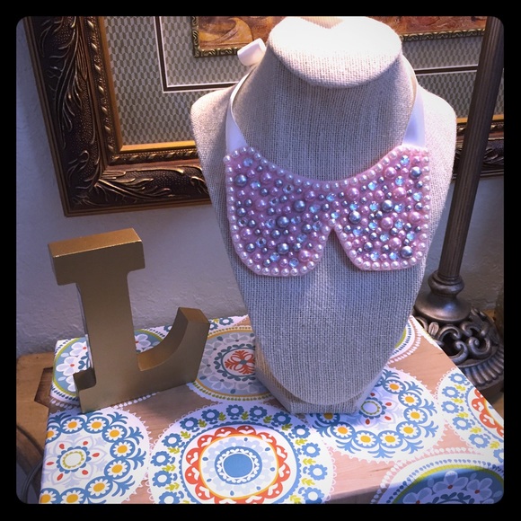 Hand made pearls bib necklace