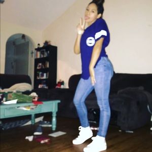 Meet your Posher, Destiny