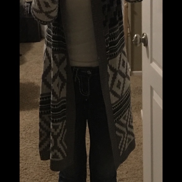 Long Aztec Cardi - Picture 4 of 4