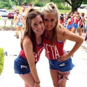 Meet your Posher, Maegan