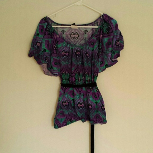 Flowy fun top - Picture 1 of 1