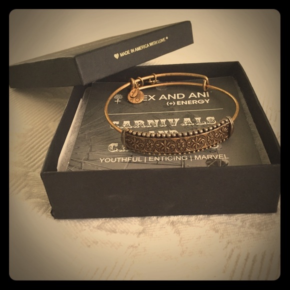 Gold Trapeze Bangle