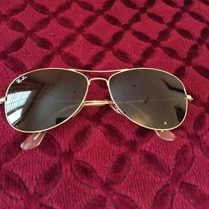 Rayban Aviators!
