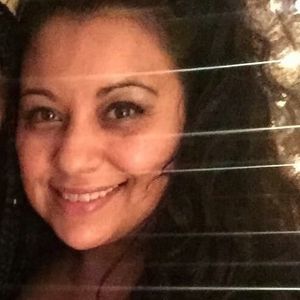 Meet your Posher, Lydia