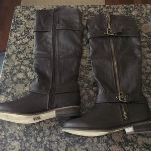 Dark brown boots